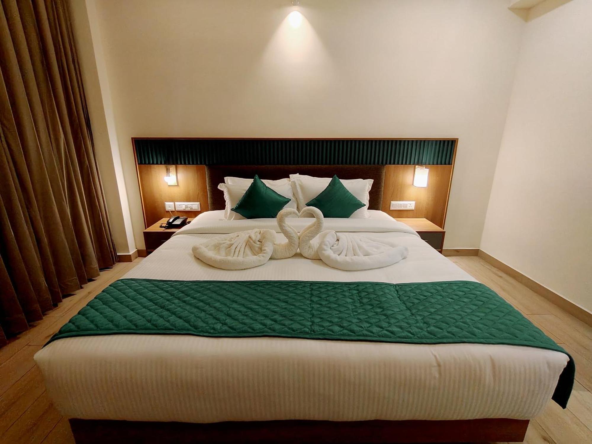 Hotel Viraj Retreat Mundrothuruth Esterno foto