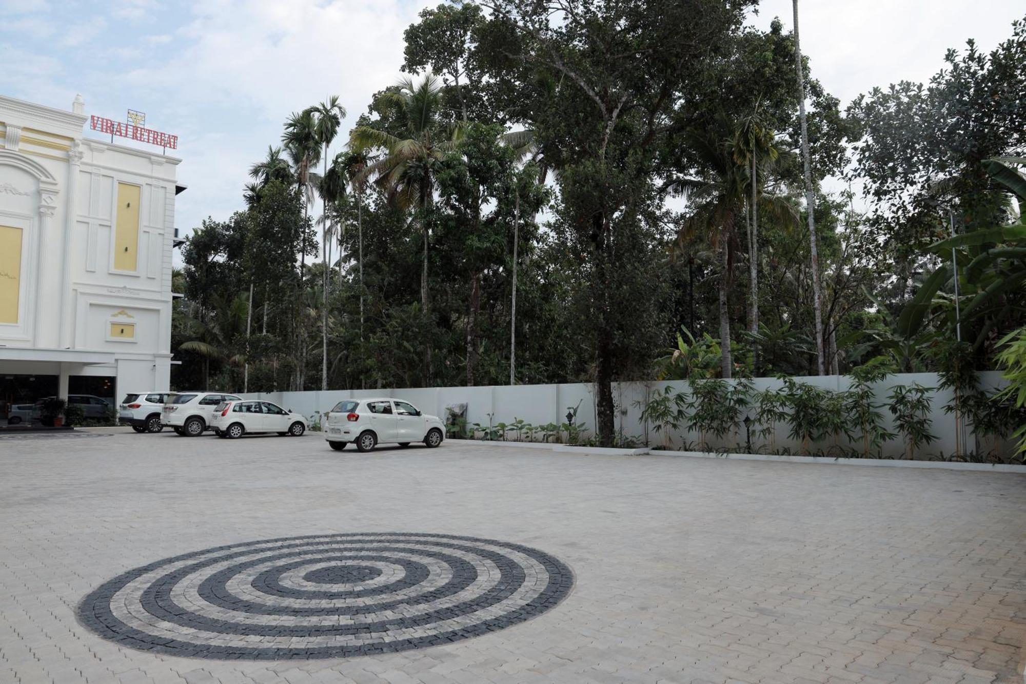 Hotel Viraj Retreat Mundrothuruth Esterno foto