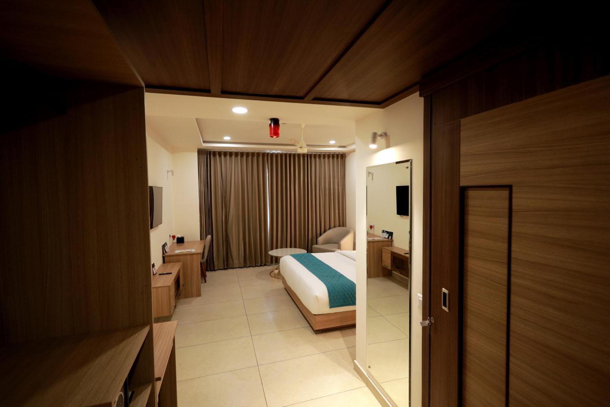 Hotel Viraj Retreat Mundrothuruth Esterno foto